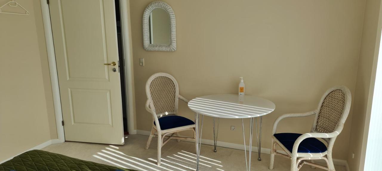 Ferienwohnung Cichy Zakatek 2 Odense Exterior foto